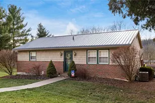 60999 Greenbriar Dr, Cambridge, OH 43725 - Photo 1