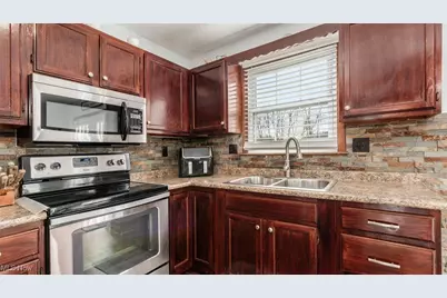 60999 Greenbriar Drive, Cambridge, OH 43725 - Photo 6