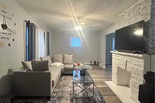 797 Alhambra Rd, Loveland, OH 44110 - Photo 4