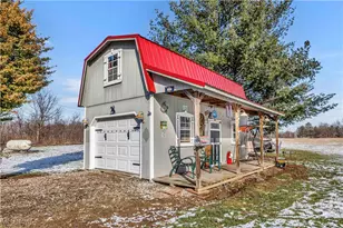 316 Railroad St, Wellington, OH 44090 - Photo 8