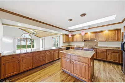 9605 Lismore Lane, Mentor, OH 44060 - Photo 18