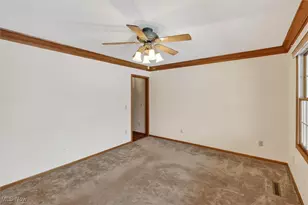 9605 Lismore Ln, Mentor, OH 44060 - Photo 6