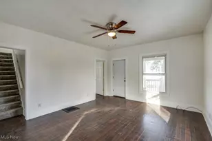 155 W Walnut St, Wadsworth, OH 44281 - Photo 6