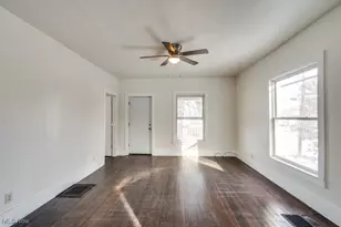 155 W Walnut St, Wadsworth, OH 44281 - Photo 8