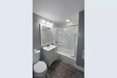 7410 Wentworth Avenue, Loveland, OH 44102 - Photo 8