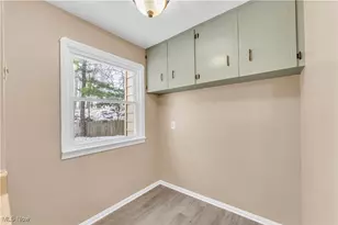 4693 Liberty Rd, South Euclid, OH 44121 - Photo 12