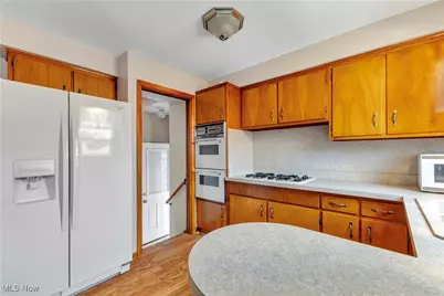 21250 Milan Avenue, Euclid, OH 44119 - Photo 12