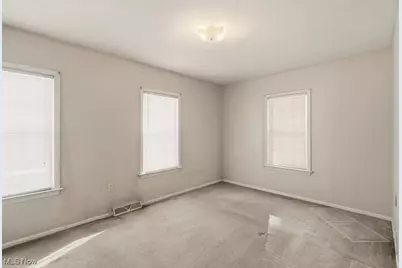 19120 Haskins Road, Chagrin Falls, OH 44023 - Photo 16