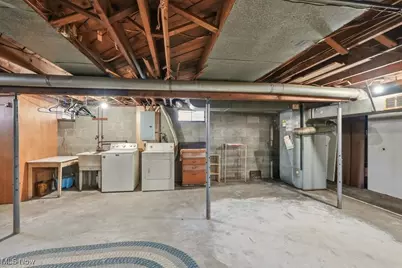 19120 Haskins Road, Chagrin Falls, OH 44023 - Photo 22