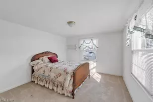 335 Melbourne Ave, Akron, OH 44313 - Photo 10