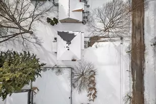 335 Melbourne Ave, Akron, OH 44313 - Photo 18