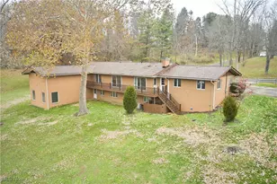 2671 Spring Valley Blvd, Mogadore, OH 44260 - Photo 22