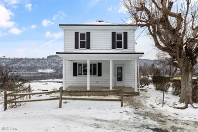 900 N 6th Street, Martins Ferry, OH 43935 - Photo 1