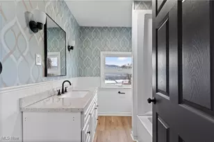 900 N 6th St, Martins Ferry, OH 43935 - Photo 18