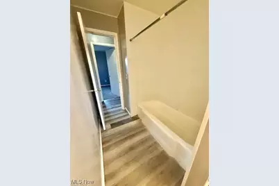 1325 Miami Street, Youngstown, OH 44505 - Photo 10