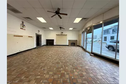 814 Cleveland Avenue NW, Canton, OH 44702 - Photo 4