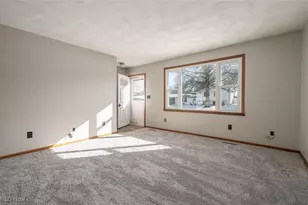 469 Stratton Ave SW, New Philadelphia, OH 44663 - Photo 20