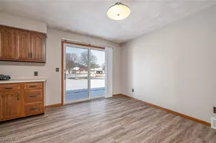 469 Stratton Ave SW, New Philadelphia, OH 44663 - Photo 18