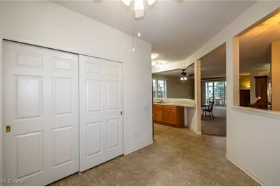 38391 Kingsbury Drive, North Ridgeville, OH 44039 - Photo 6