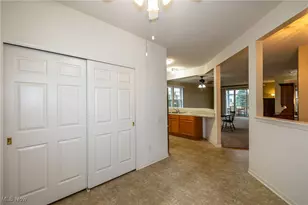 38391 Kingsbury Dr, North Ridgeville, OH 44039 - Photo 6