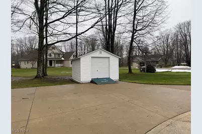 2940 Corries Way, Conneaut, OH 44030 - Photo 32
