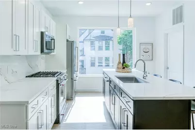 1369 W 74th Street, Loveland, OH 44102 - Photo 8