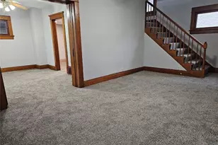 1098 Big Falls Ave, Akron, OH 44310 - Photo 6