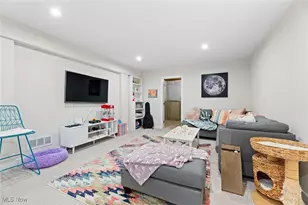 1631 Springer Ct, Akron, OH 44313 - Photo 32