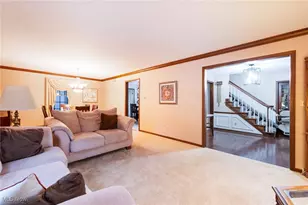 456 Greenmont Dr, Canfield, OH 44406 - Photo 6