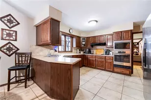 456 Greenmont Dr, Canfield, OH 44406 - Photo 14