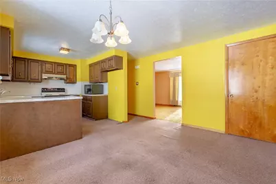 5611 Cherokee Avenue NW, North Canton, OH 44720 - Photo 16