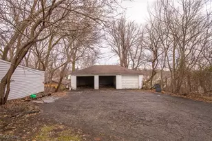 429 Lovisa St, Akron, OH 44311 - Photo 16