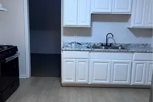 13916 Durkee Ave, Loveland, OH 44105 - Photo 2