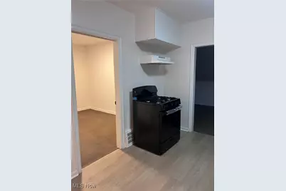 13916 Durkee Avenue, Loveland, OH 44105 - Photo 4