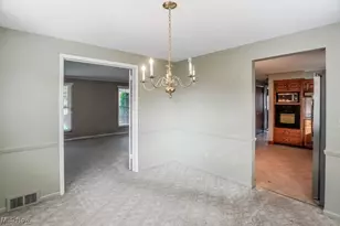 3878 36th St NW, Canton, OH 44718 - Photo 6