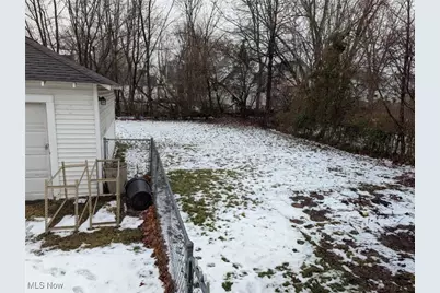 807 W 21st Street, Lorain, OH 44052 - Photo 34