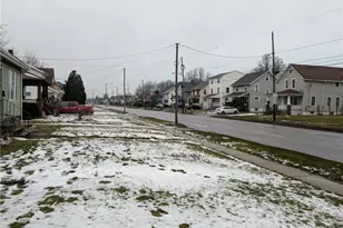807 W 21st St, Lorain, OH 44052 - Photo 38