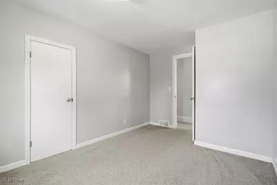 413 Grove Avenue, Cuyahoga Falls, OH 44221 - Photo 22