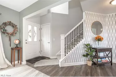 806 Pepperell Court, Macedonia, OH 44056 - Photo 4