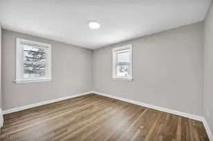 610 E 266th St, Euclid, OH 44132 - Photo 12
