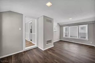 610 E 266th St, Euclid, OH 44132 - Photo 8