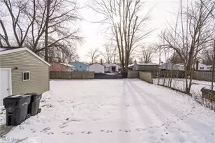 553 Purdue Ave, Elyria, OH 44035 - Photo 28
