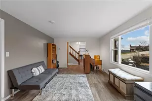 4816 White Oaks Dr, Steubenville, OH 43953 - Photo 8