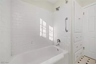 7041 Market Ave N, Canton, OH 44721 - Photo 36