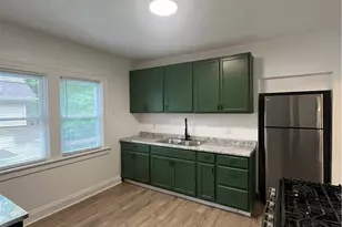 892 Delia Ave, Akron, OH 44320 - Photo 2