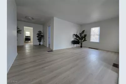 26 Bouquet Avenue, Youngstown, OH 44509 - Photo 4