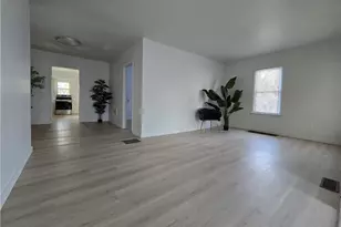 26 Bouquet Ave, Youngstown, OH 44509 - Photo 4