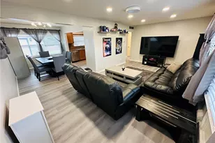 2420 Bel Aire Ln, Poland, OH 44514 - Photo 4