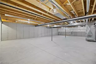 556 Eldemire Ln, Elyria, OH 44035 - Photo 28