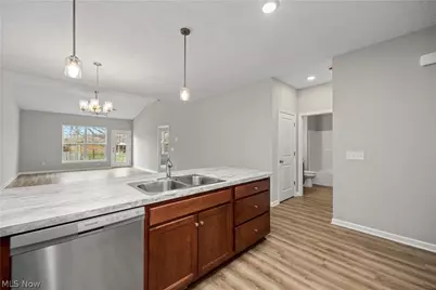 556 Eldemire Lane, Elyria, OH 44035 - Photo 14